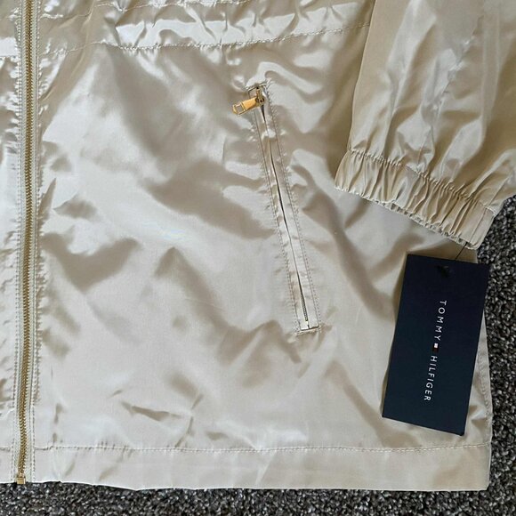 TOMMY HILFIGER Hooded Windbreaker (Size: M) NWT - Picture 12 of 12
